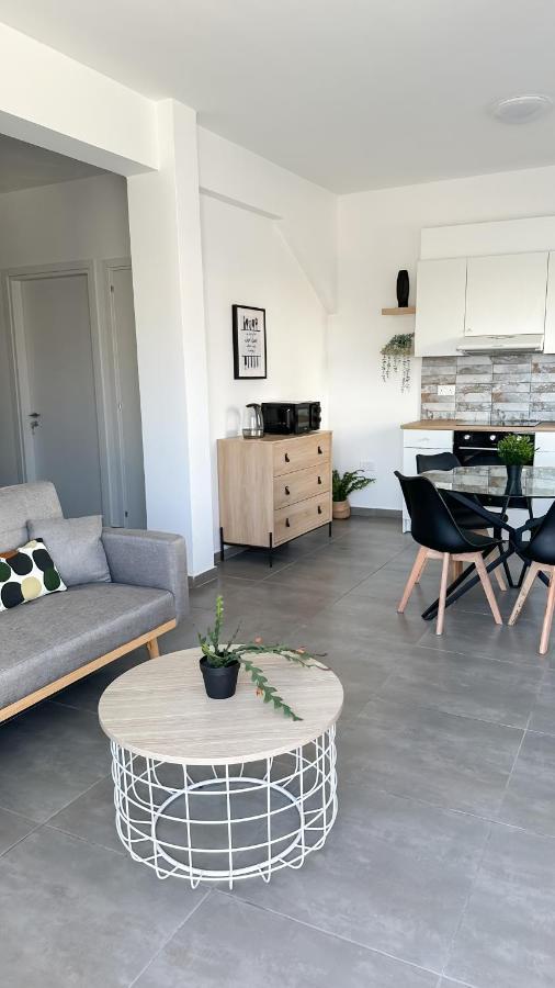 Vacation Mode Apartment Ajía Nápa Kültér fotó